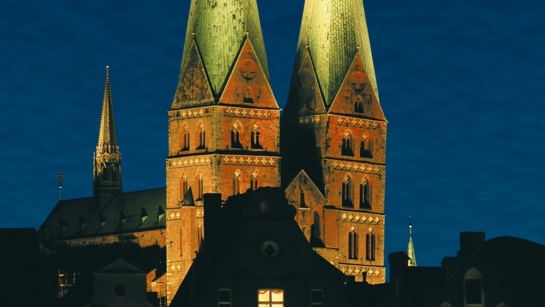 Abendglockenführung - "Behind the Scenes"-Tour in die Türme! Mit Erlebnis der Abendglocke